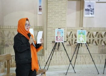 برپایی نمایشگاه نقاشی در یزد به همت دانش آموز ۱۵ ساله