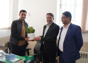 تقدیر و دلجویی از بازرس کار اداره تعاون، کار و رفاه اجتماعی شهرستان اشکذر