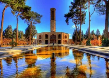 باغ دولت آباد یزد