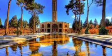 باغ دولت آباد یزد