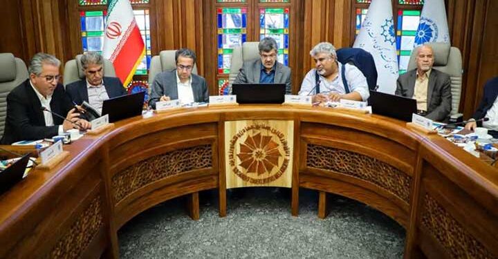 نشست شورای گفت و گوی دولت و بخش خصوصی استان یزد 