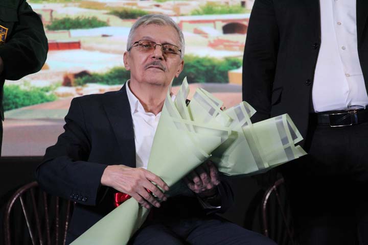 جشن اولین سالگرد افتتاح رادیو میبد در سینما طوبی